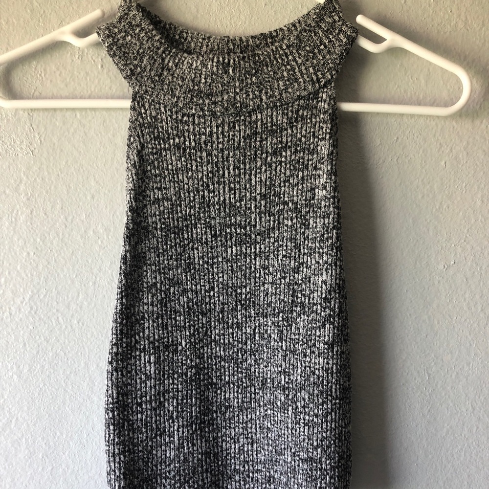muscle crop top